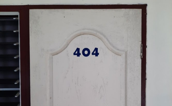 Tür zum Zimmer 404